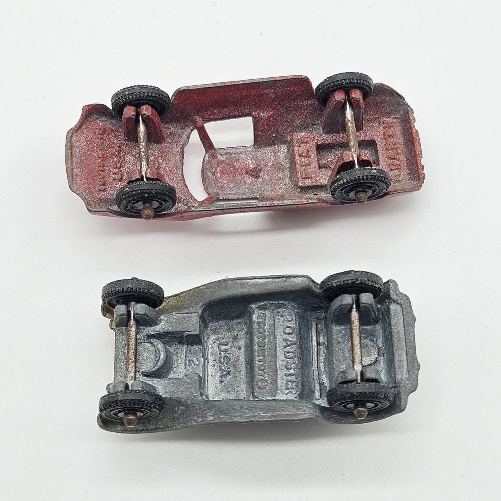 Vintage Tootsietoy Lot of 2 Diecast Cars - Red Fiat Abarth & Bronze Roadster